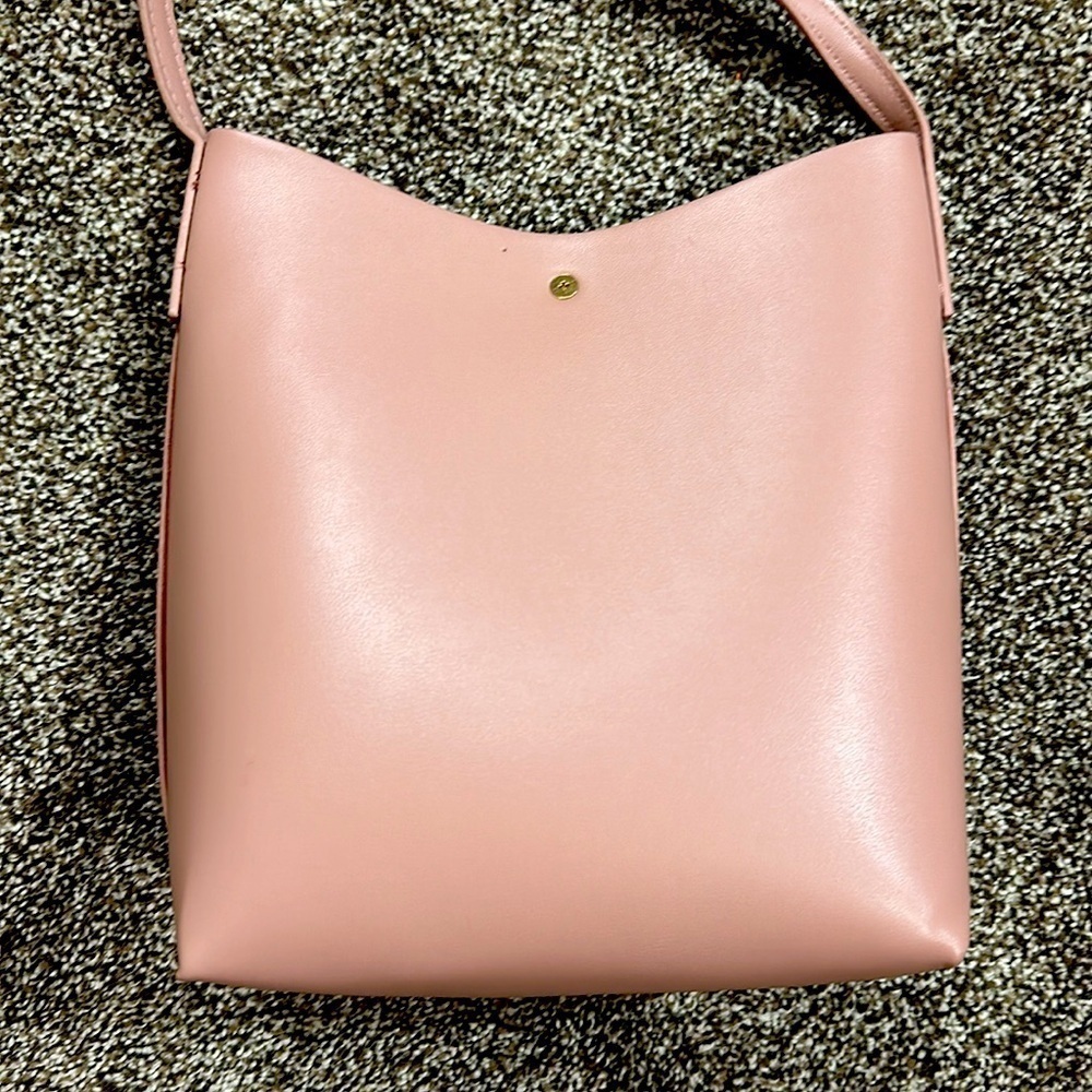 Samara Anthropologie vegan leather pink crossbody bucket small purse gold accent - Picture 3 of 11